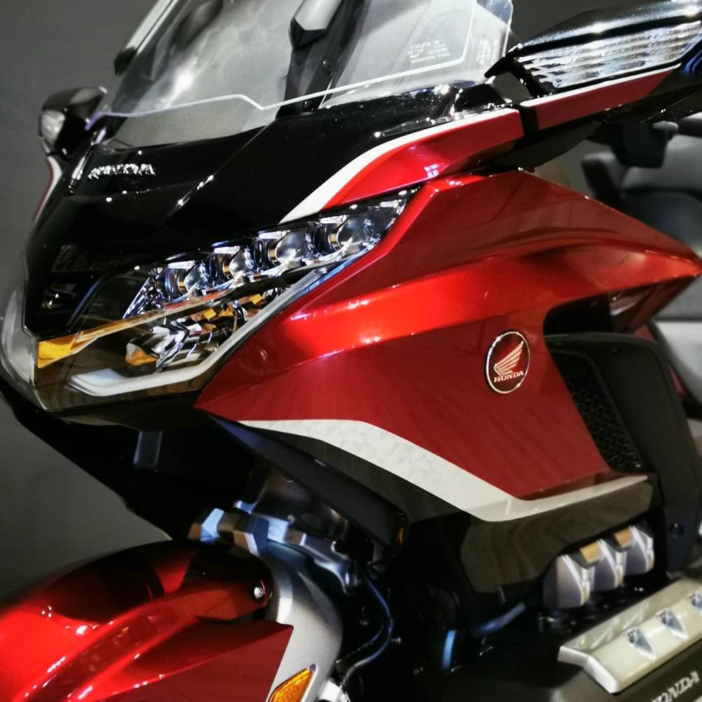 moto Goldwing près de Gardanne